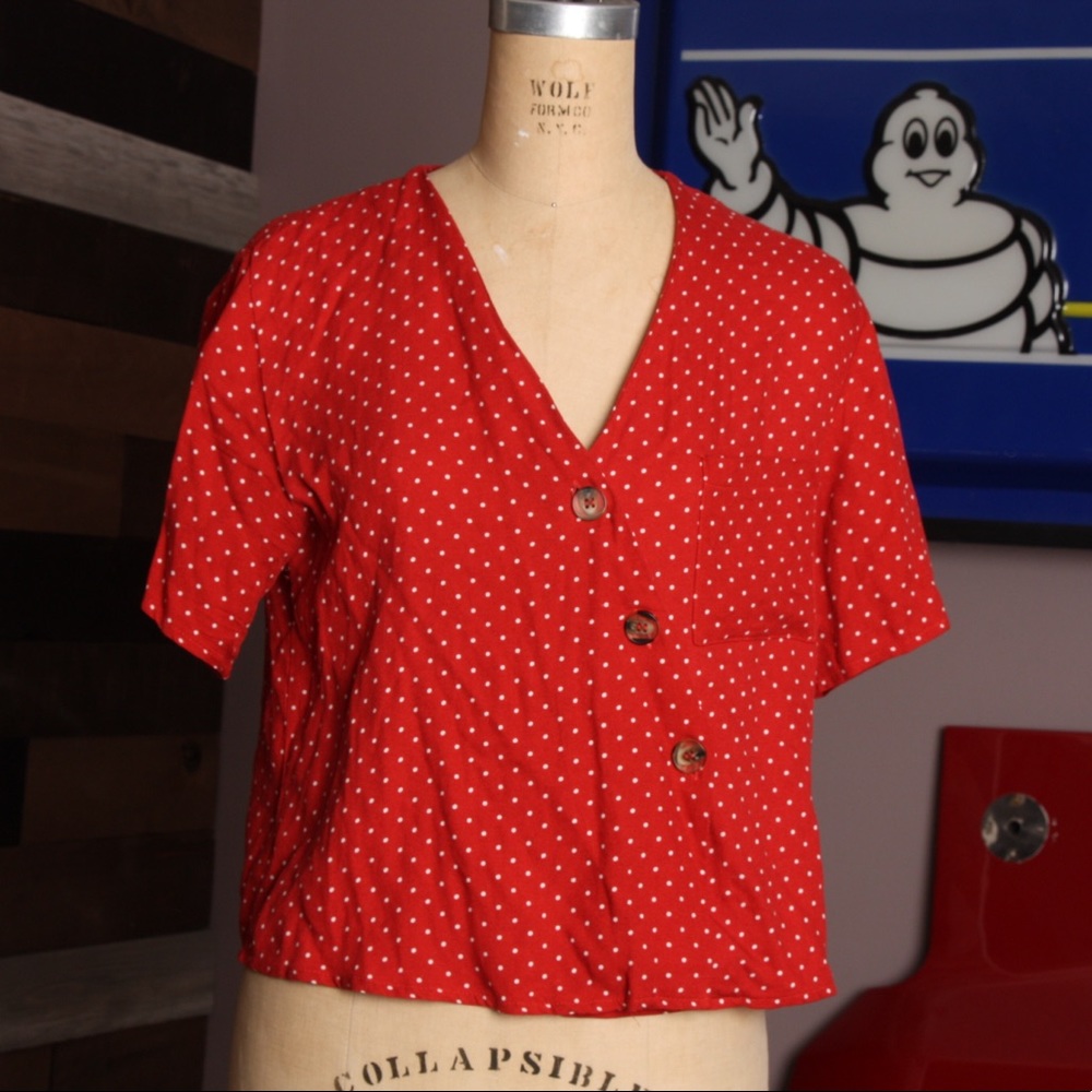URBAN ROMANTICS - Polka Dot Top